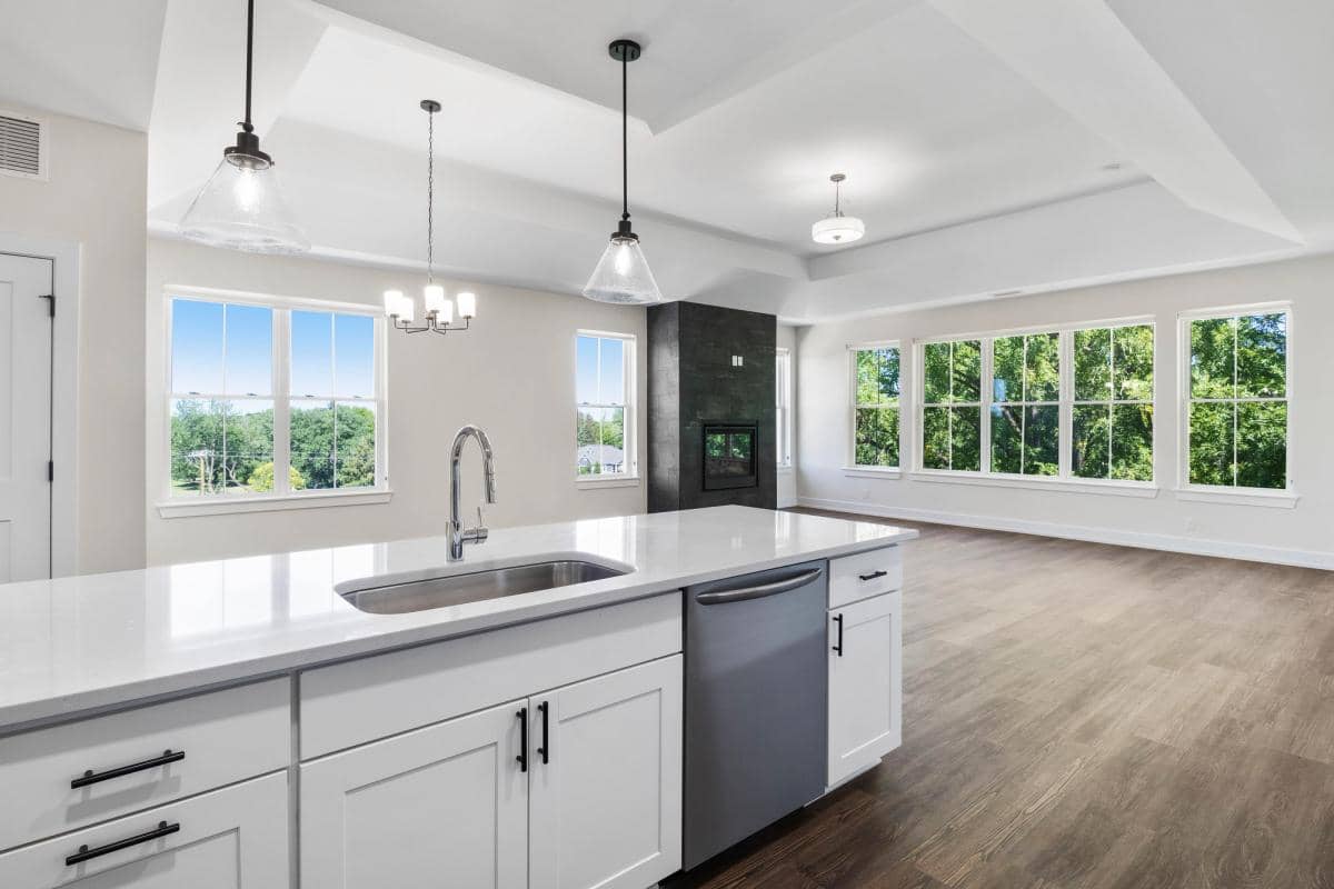 Curated visual reference: Visual Reference: Dunnwood Green Luxury Apartments Rochester Ny Suburban Living